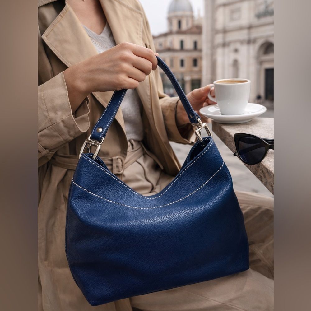 Italian Artisan Leather Shoulder Bag • Y2K Era • Made in Italy